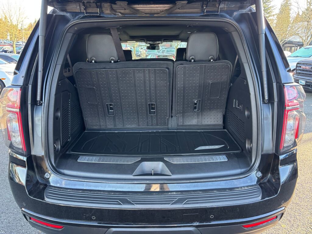 Used 2023 Chevrolet Tahoe RST image 11