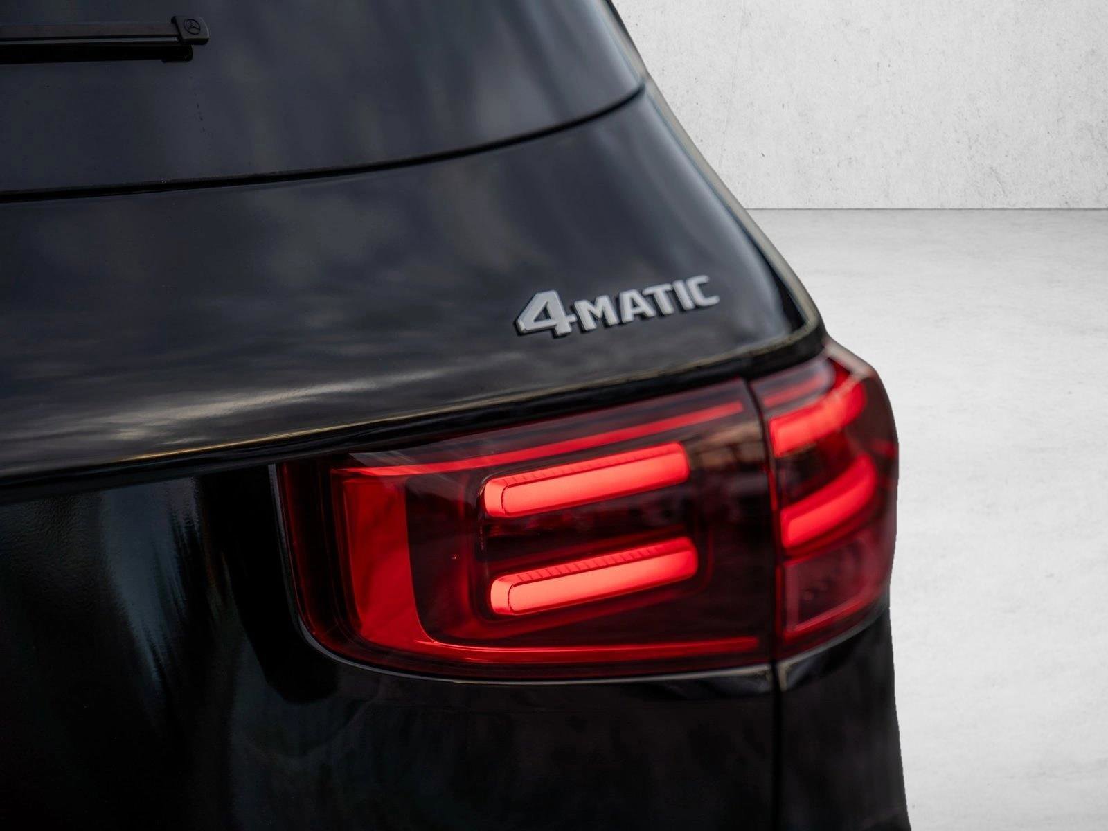 New 2026 Mercedes-Benz GLB 250 4MATIC image 9