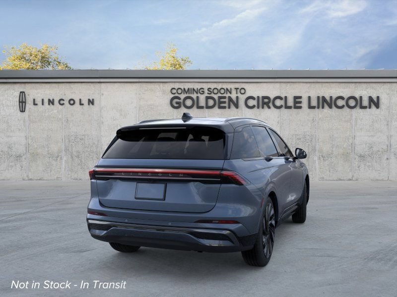 New 2026 Lincoln Nautilus Reserve w/ Jet Appearance Package AWD/4WD image 8