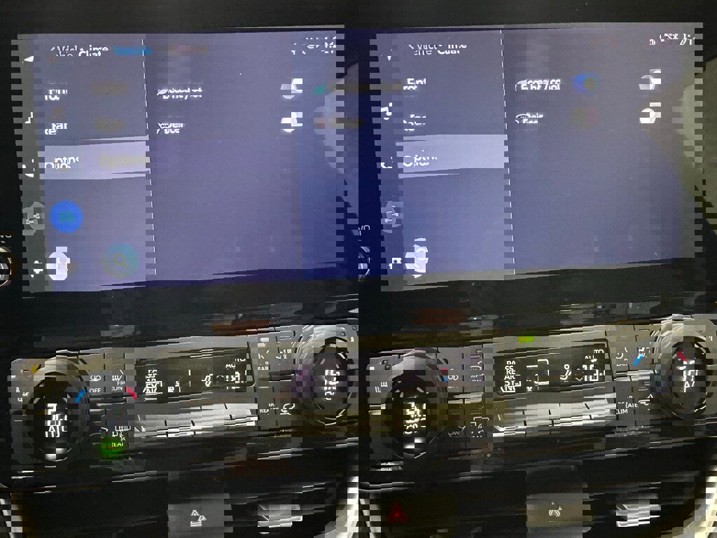 Used 2025 Toyota Grand Highlander AWD image 33