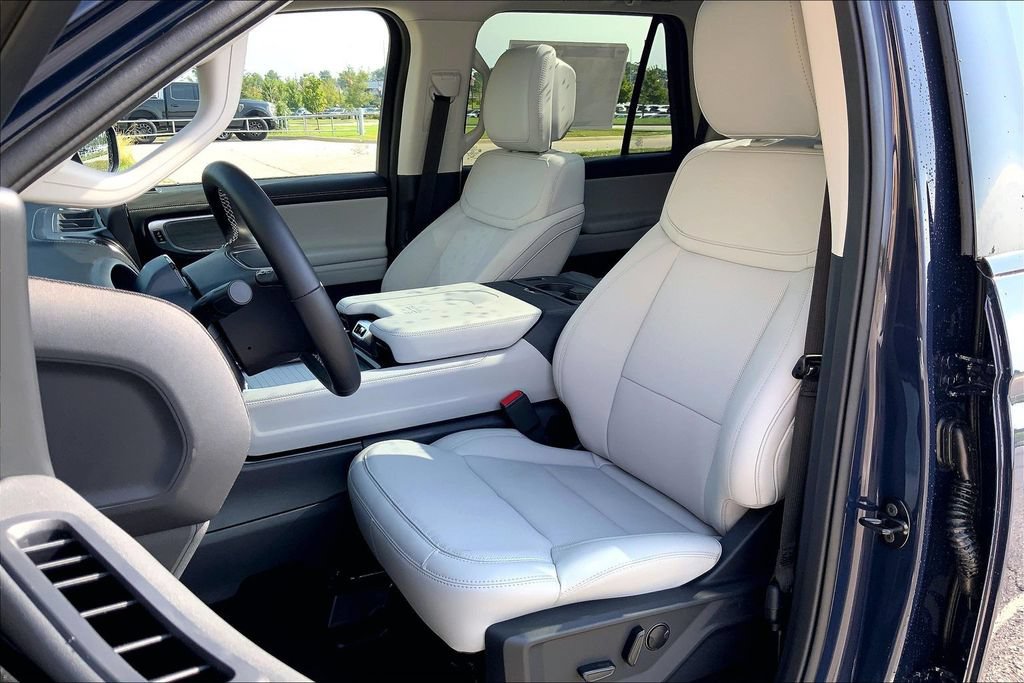 New 2027 Ford Expedition Platinum AWD/4WD image 9