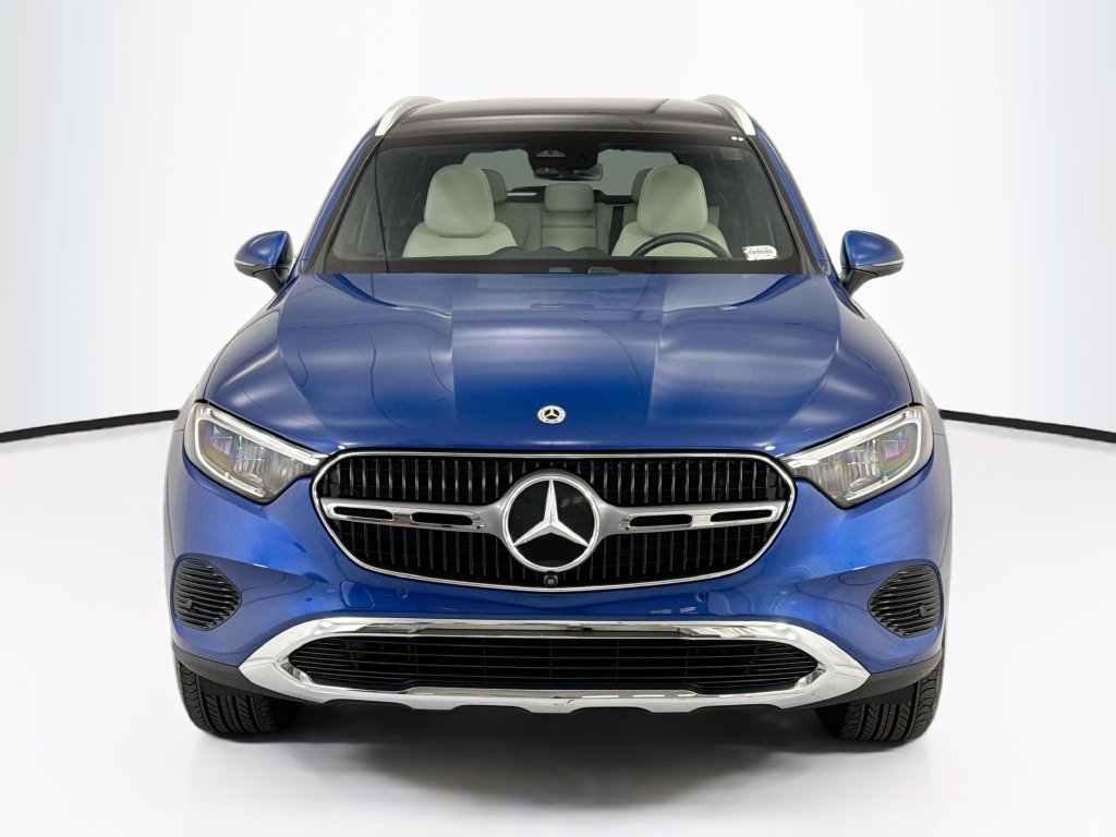 Certified 2026 Mercedes-Benz GLC 300 image 2