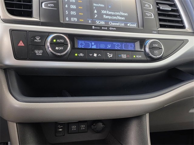 Used 2018 Toyota Highlander Plus image 21