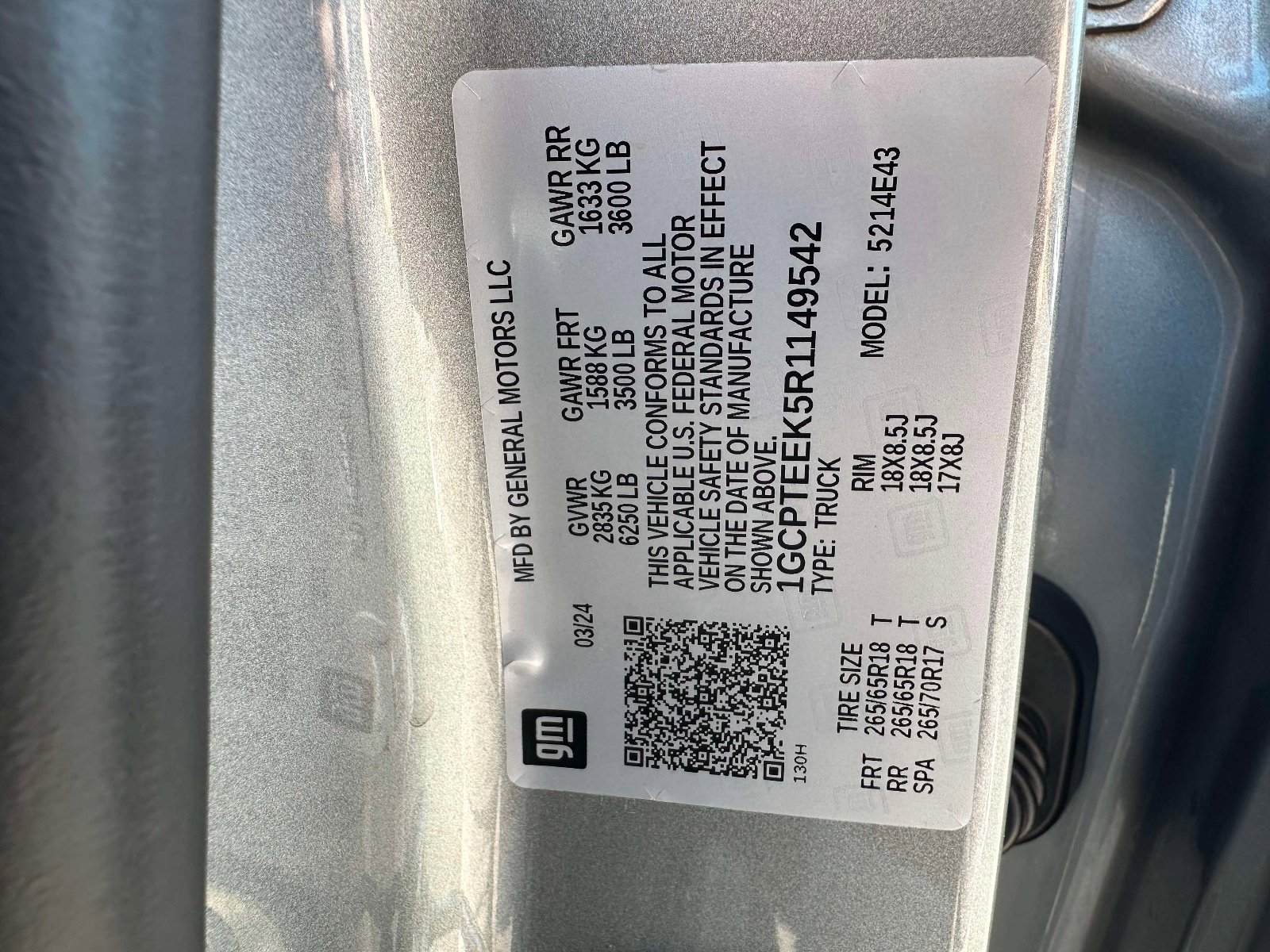 Used 2024 Chevrolet Colorado Trail Boss w/ Technology Package image 36