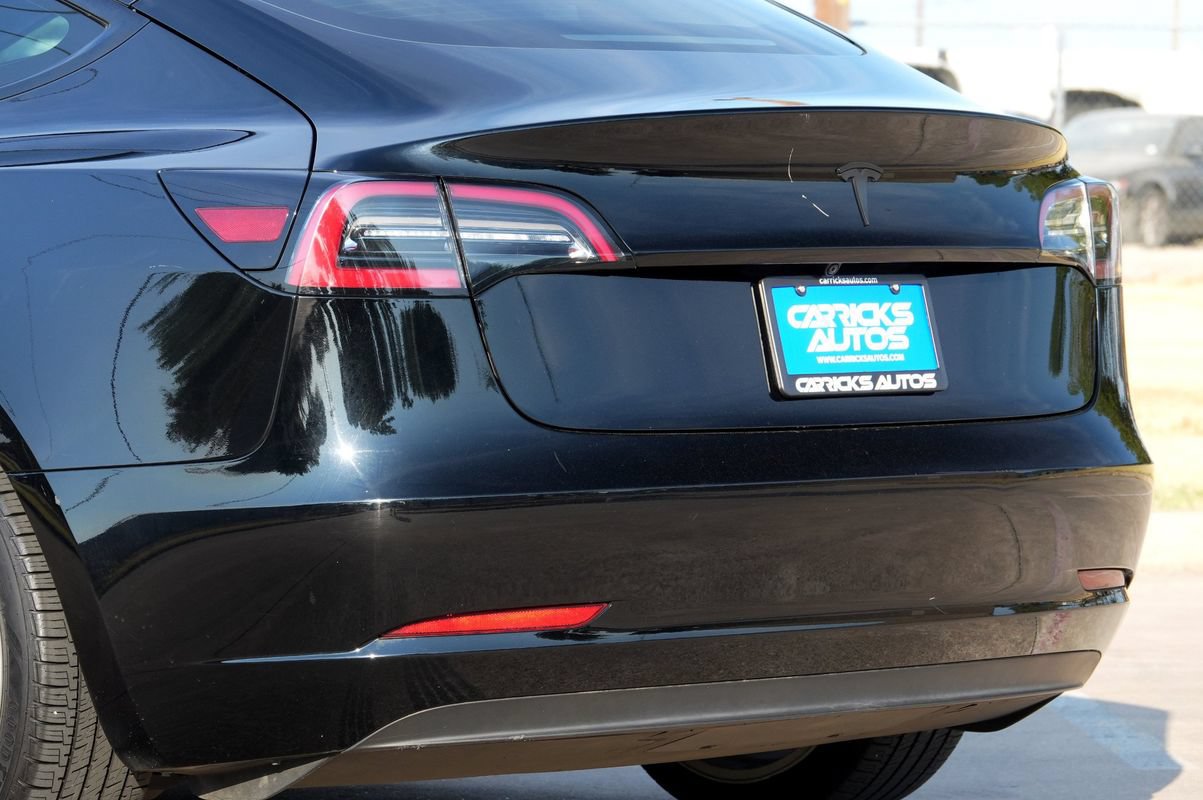 Used 2023 Tesla Model 3 Standard Range RWD image 33