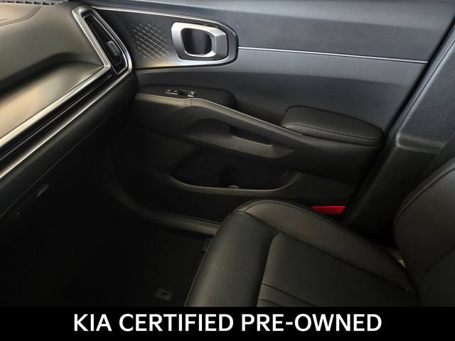Certified 2025 Kia Sorento EX w/ EX Panoramic Sunroof Package AWD/4WD image 28