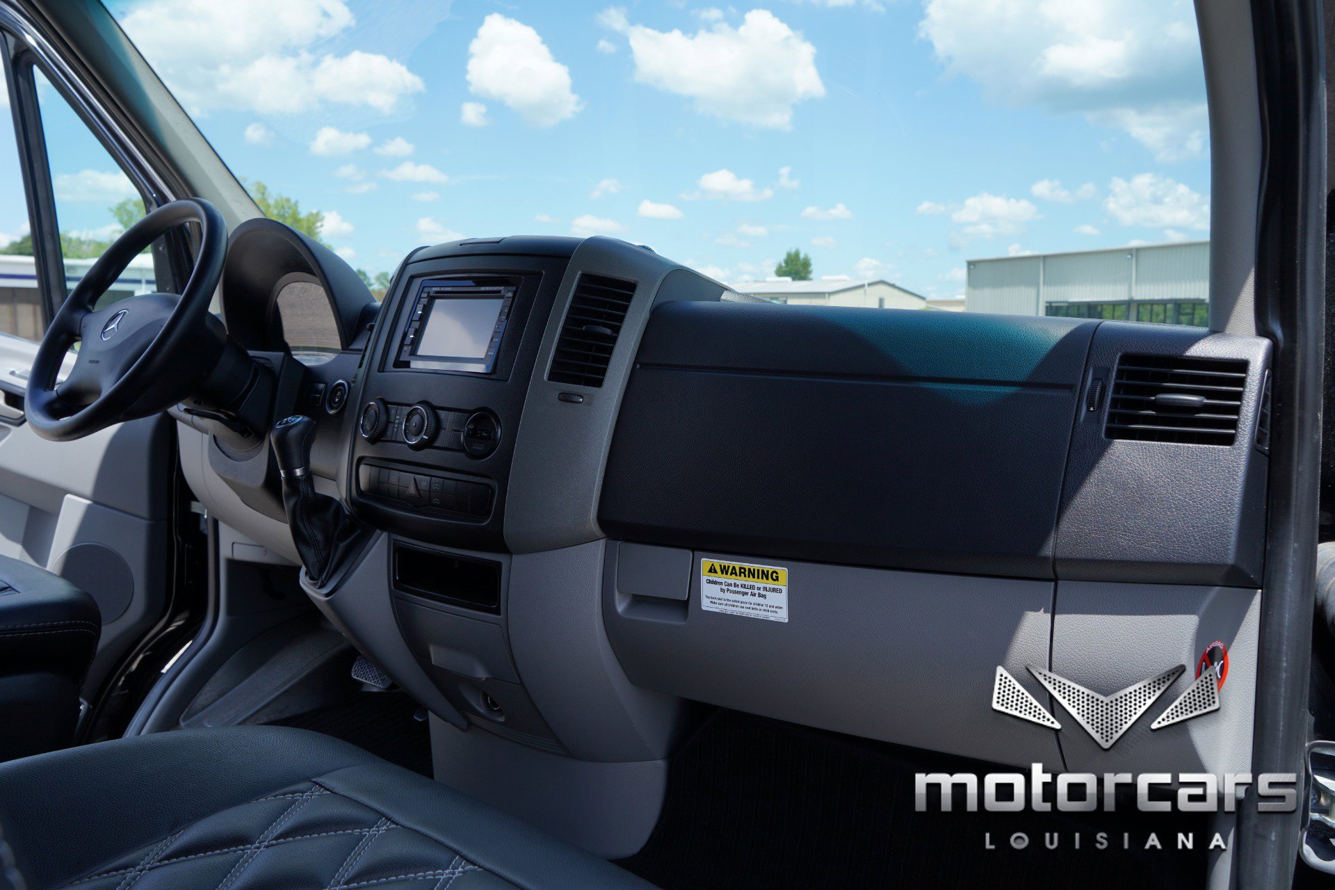 Used 2015 Mercedes-Benz Sprinter 3500 image 27