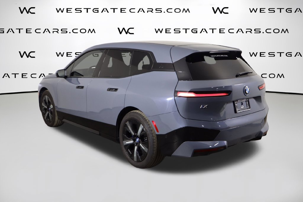 Used 2023 BMW iX xDrive50 w/ Premium Package AWD/4WD image 47