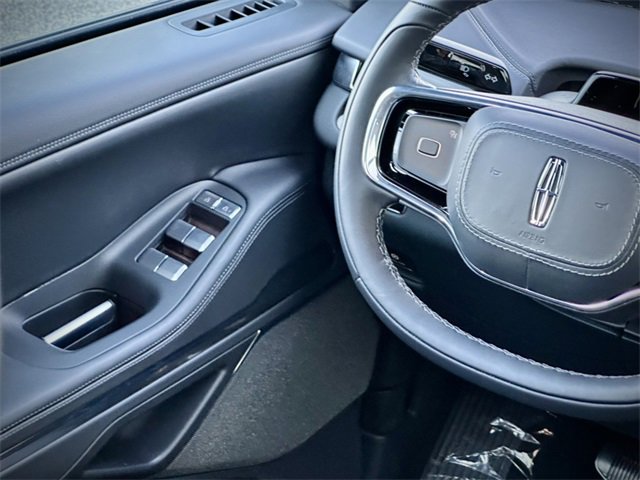 New 2025 Lincoln Navigator Reserve image 26