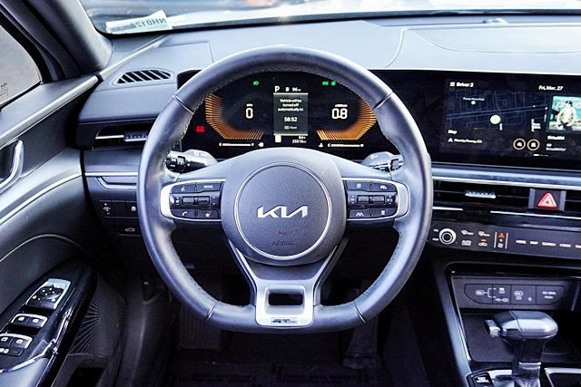 Used 2025 Kia K5 GT-Line image 18