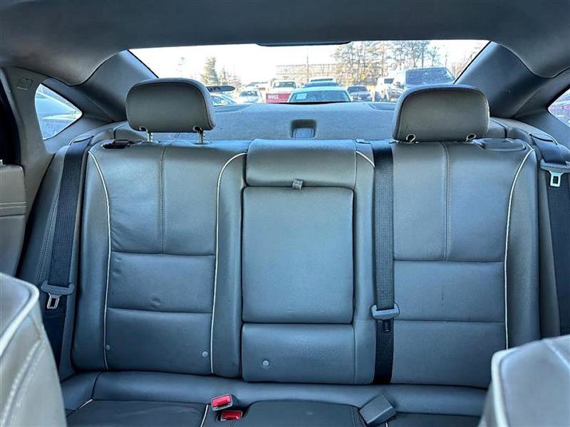 Used 2018 Chevrolet Impala Premier w/ Premier Confidence Package image 22