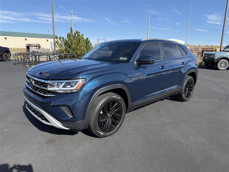 Used 2022 Volkswagen Atlas Cross Sport SE w/ Panoramic Sunroof Package image 4