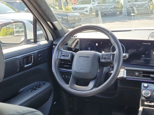 Used 2025 Hyundai Santa Fe Calligraphy AWD/4WD image 3