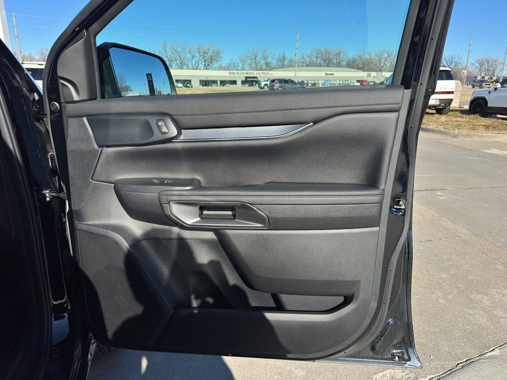 Used 2025 Ford Ranger Lariat w/ Black Appearance Package image 31