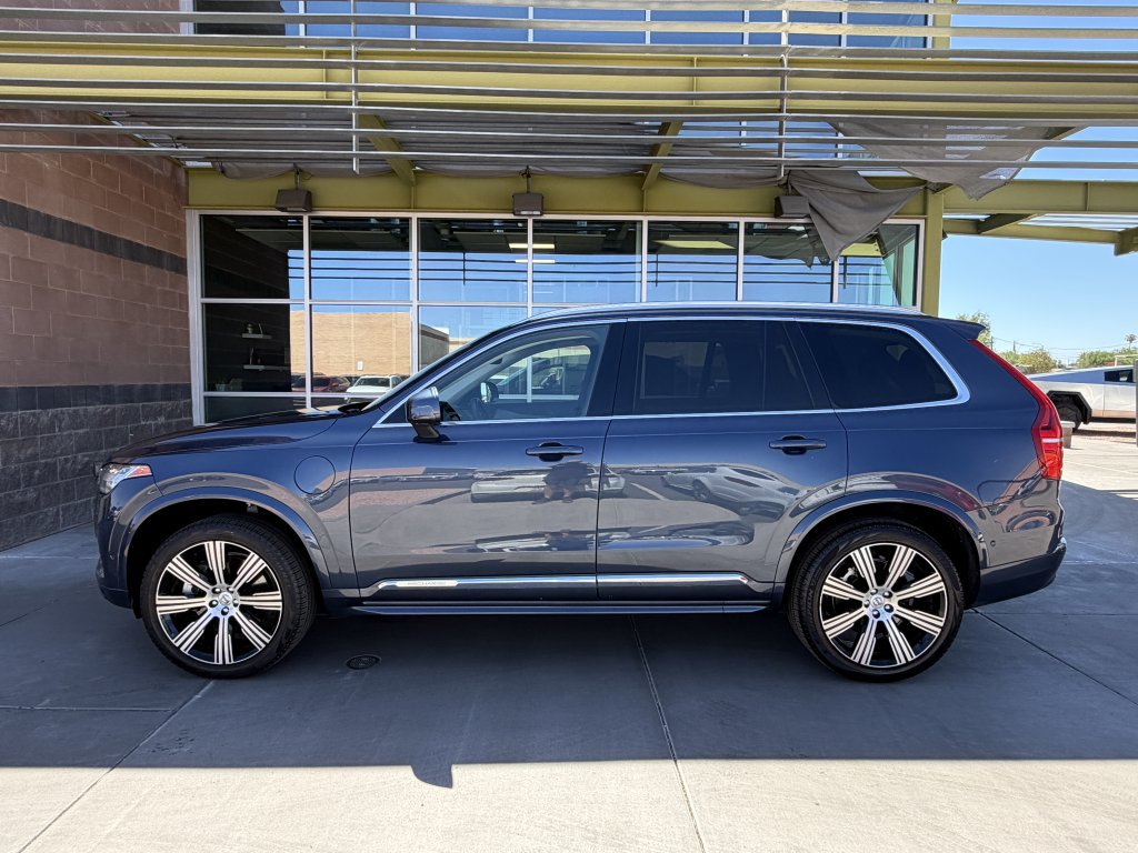Used 2024 Volvo XC90 T8 Ultimate AWD/4WD image 7