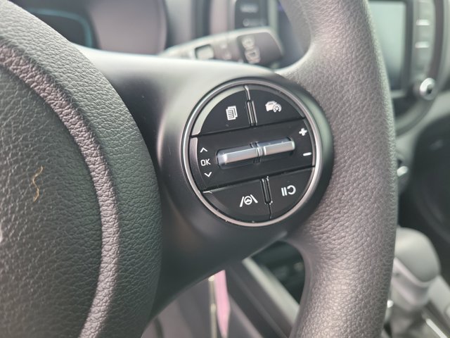 Used 2023 Kia Soul LX FWD image 25