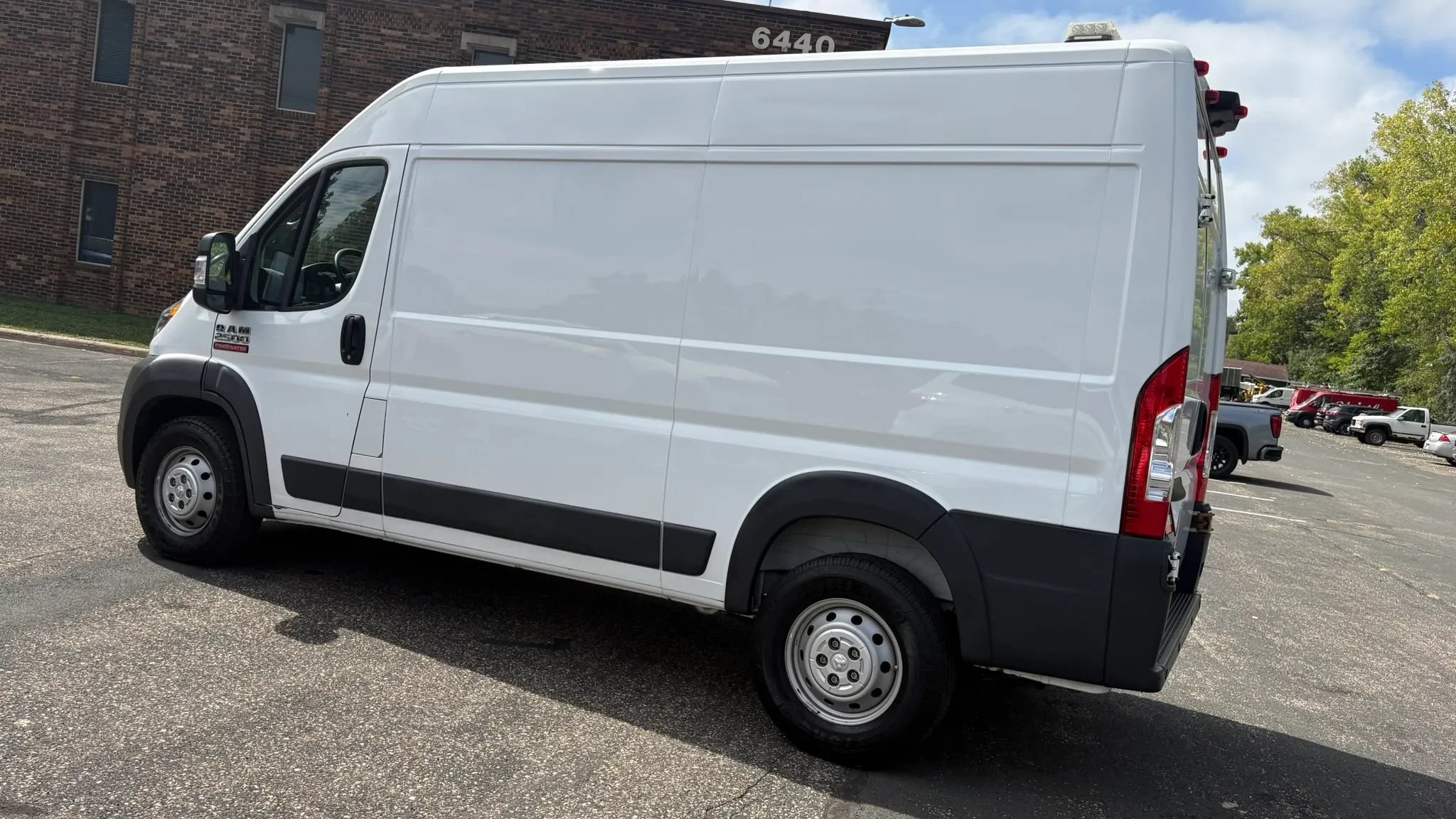 Used 2018 RAM ProMaster 2500 FWD image 6