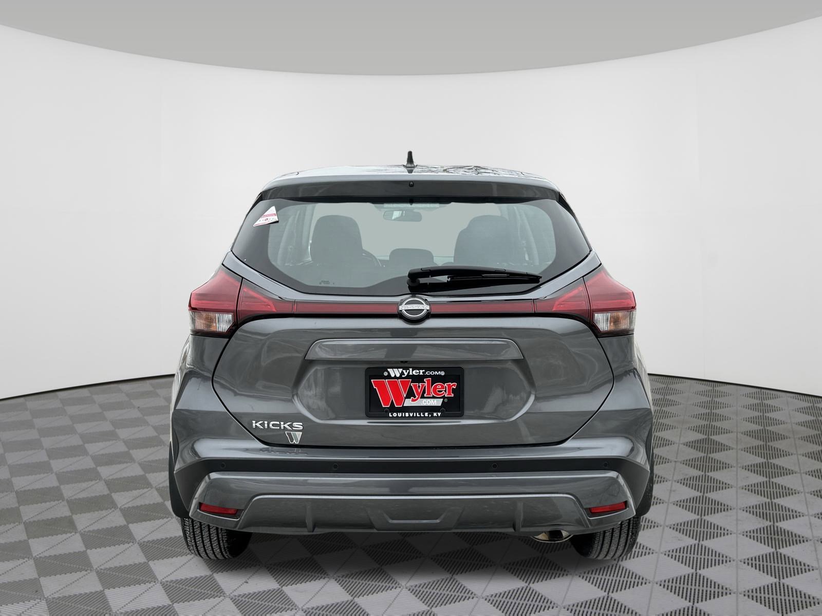 Used 2025 Nissan Kicks Play S image 19