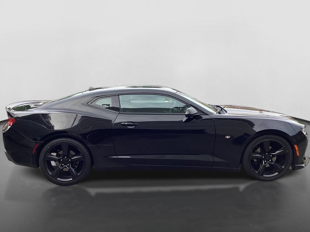 Used 2018 Chevrolet Camaro LT w/ RS Package RWD image 4