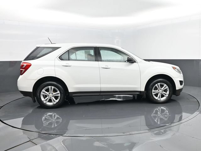 Used 2016 Chevrolet Equinox LS FWD image 4