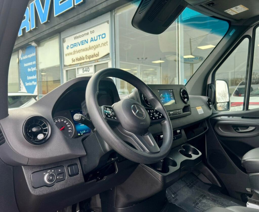 Used 2024 Mercedes-Benz Sprinter 2500 w/ Parking Package image 14