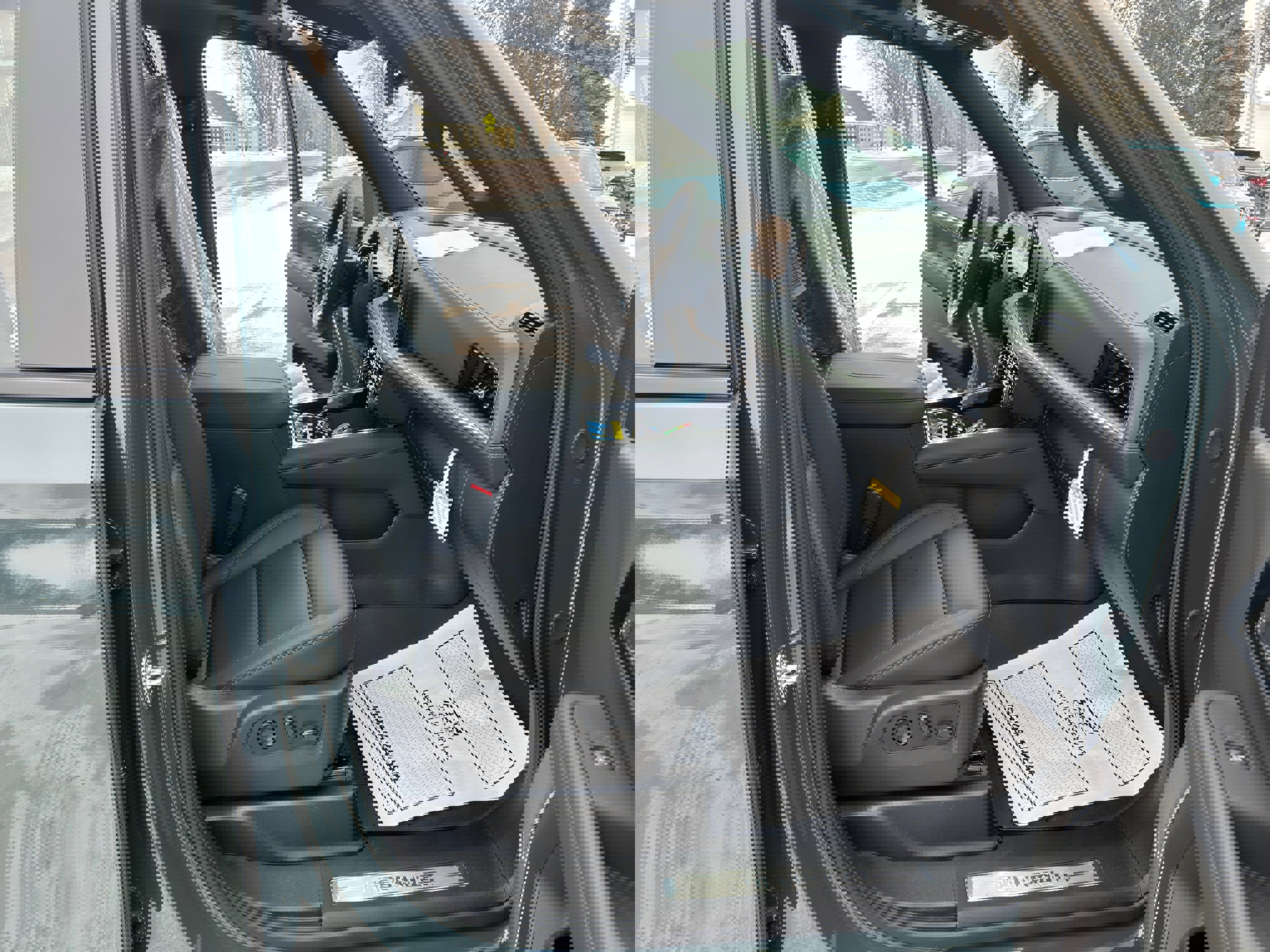 New 2026 Chevrolet Suburban Z71 w/ Comfort Package image 25