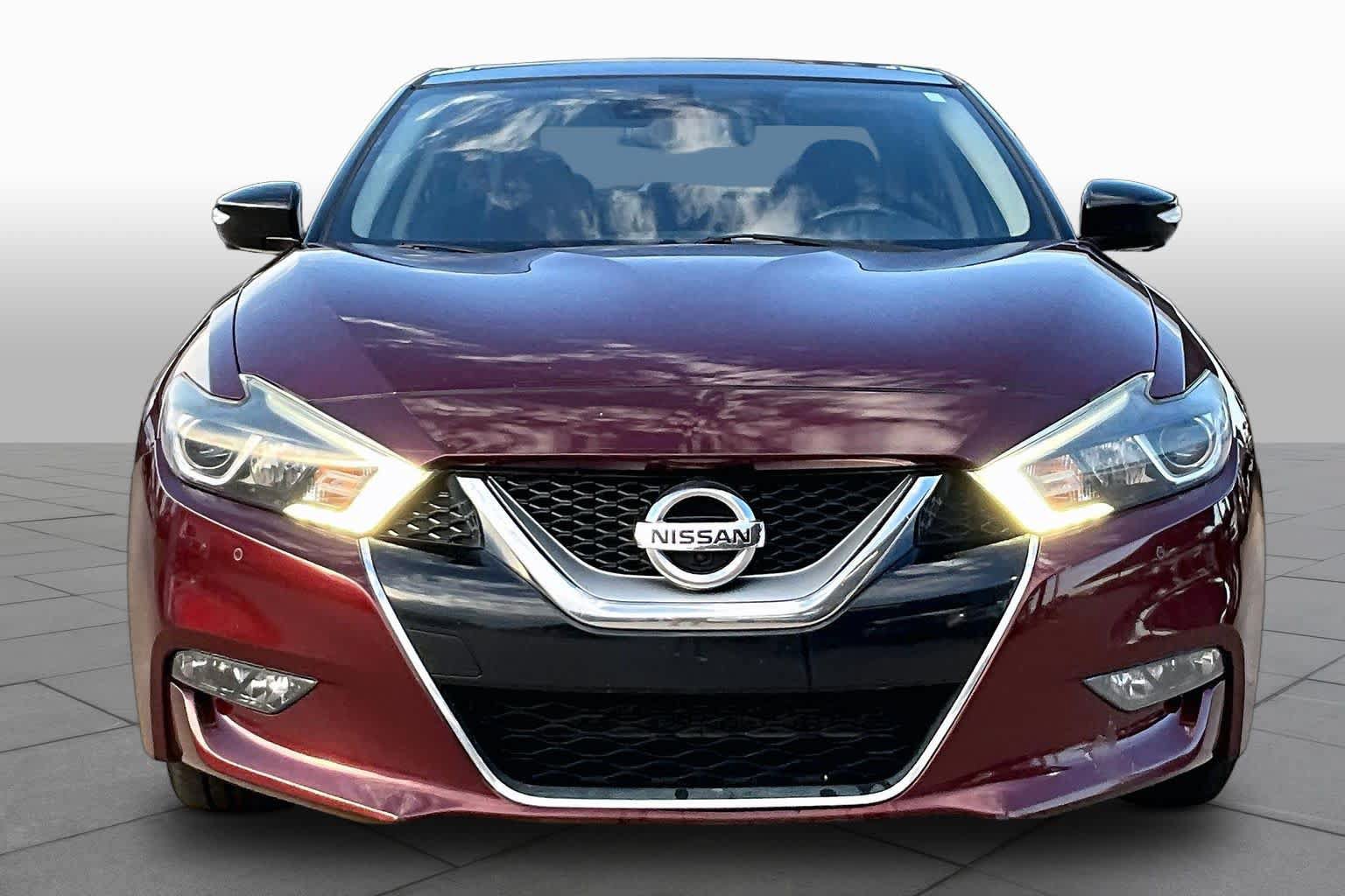 Used 2017 Nissan Maxima Platinum FWD video 3