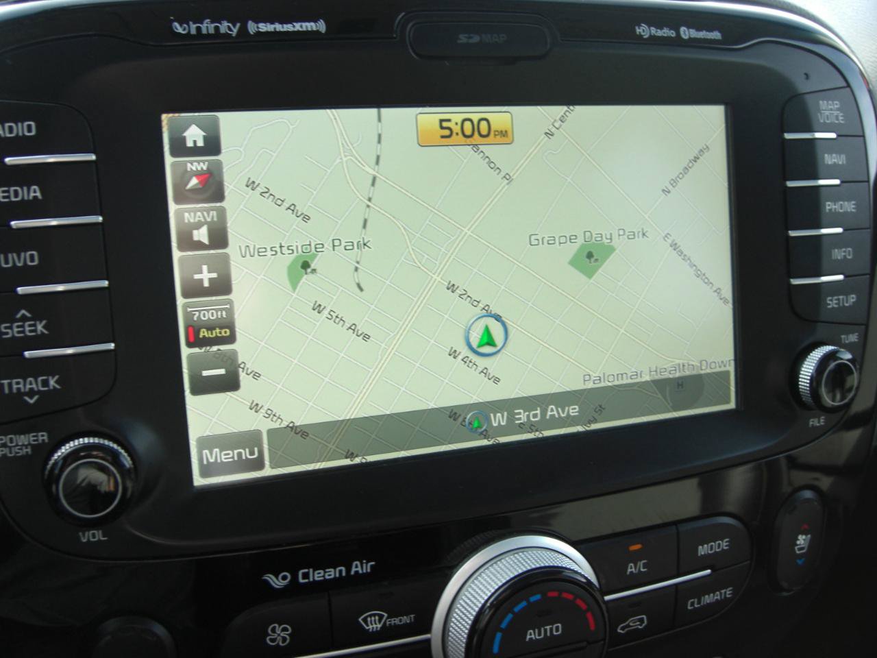 Used 2016 Kia Soul + w/ Primo Package FWD image 25
