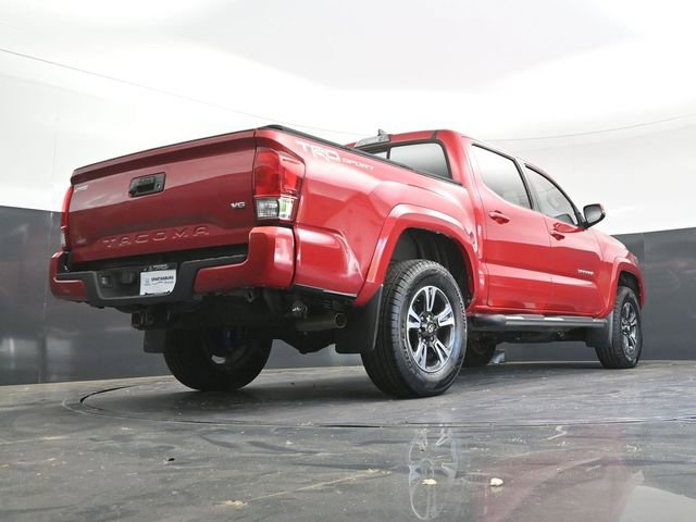 Used 2016 Toyota Tacoma TRD Sport w/ Towing Package RWD image 32