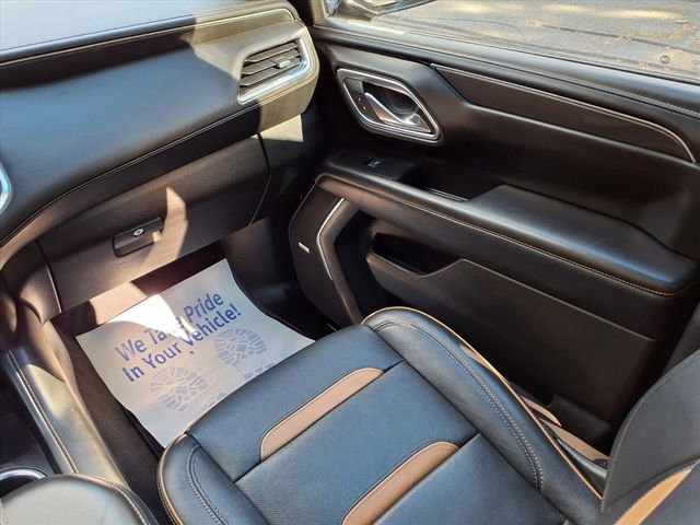 Used 2023 GMC Yukon XL AT4 w/ AT4 Premium Plus Package image 19