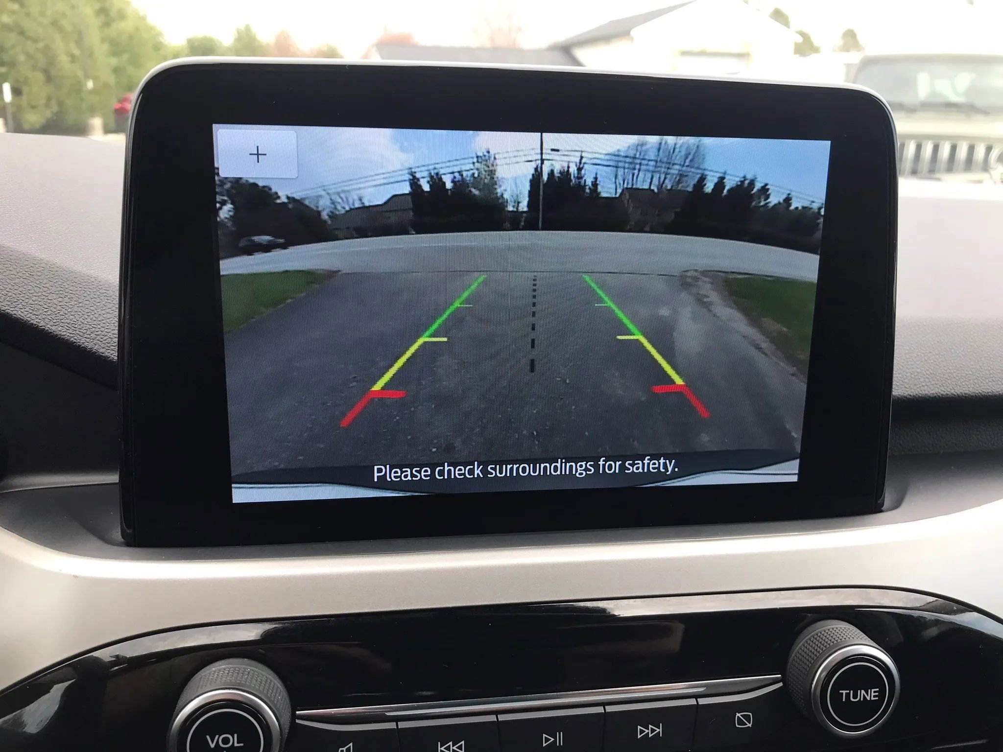 Used 2022 Ford Escape SE image 3