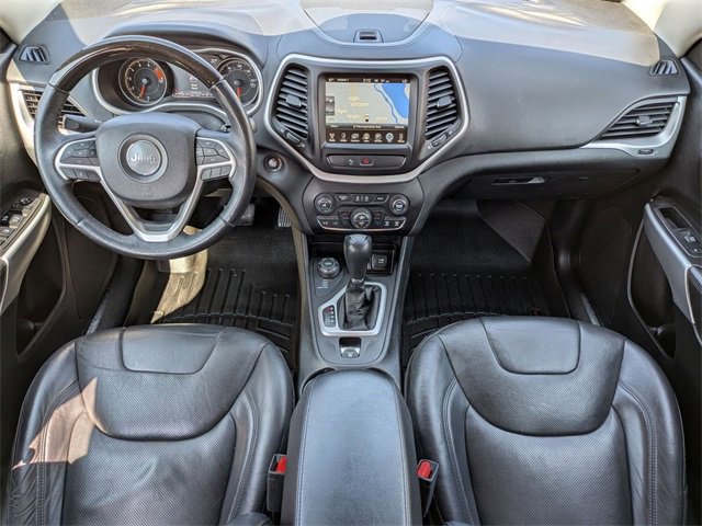 Used 2018 Jeep Cherokee Overland image 27