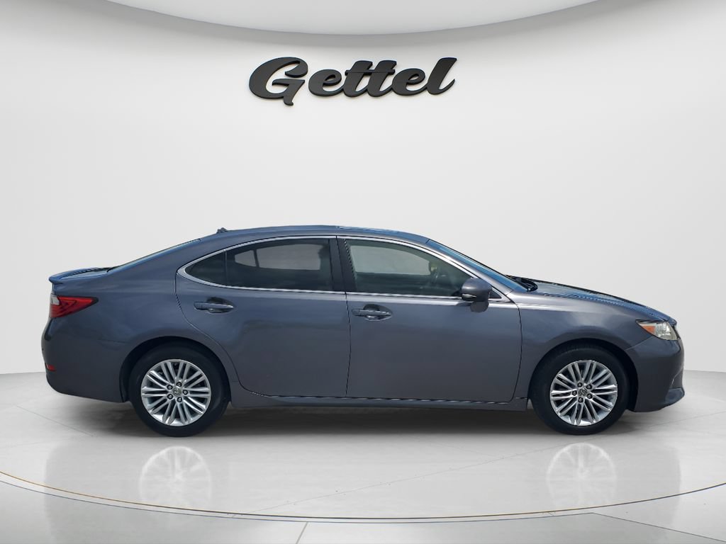 Used 2014 Lexus ES 350 w/ Premium Package FWD image 4