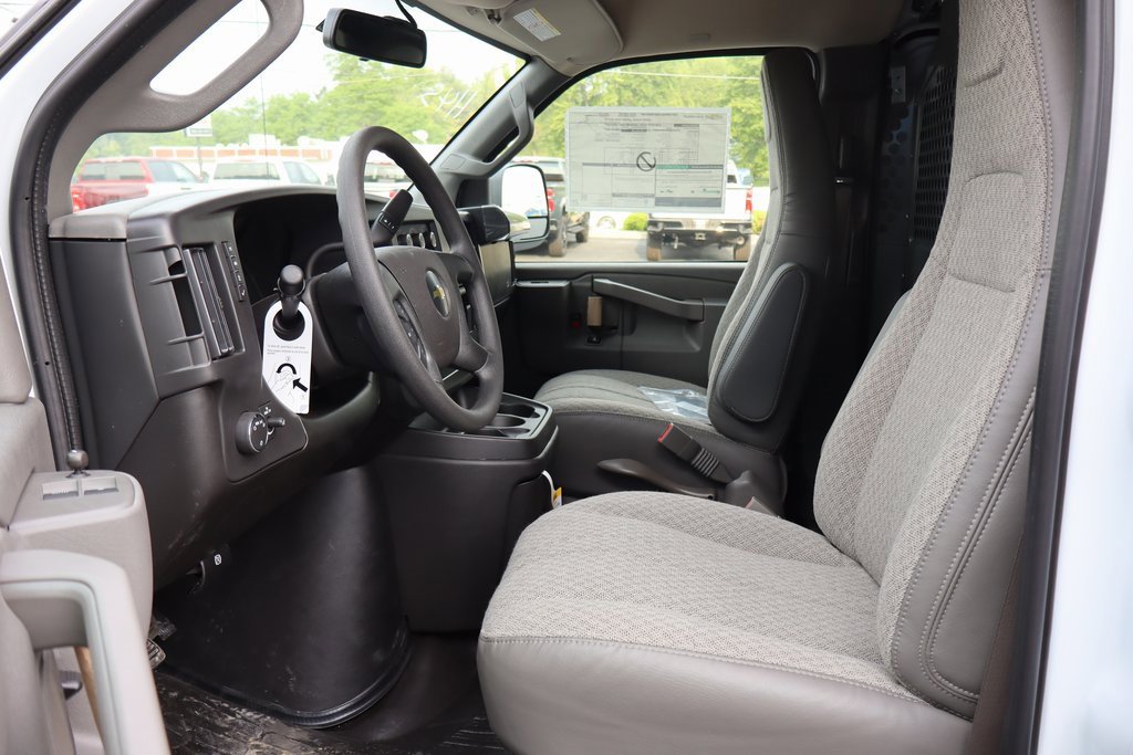New 2025 Chevrolet Express 2500 w/ Driver Convenience Package image 3