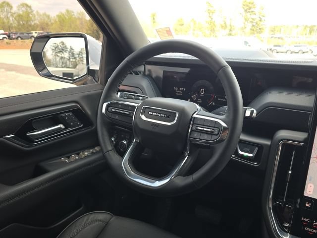 Used 2026 GMC Yukon XL Denali w/ Sun & Power Step Package AWD/4WD image 34
