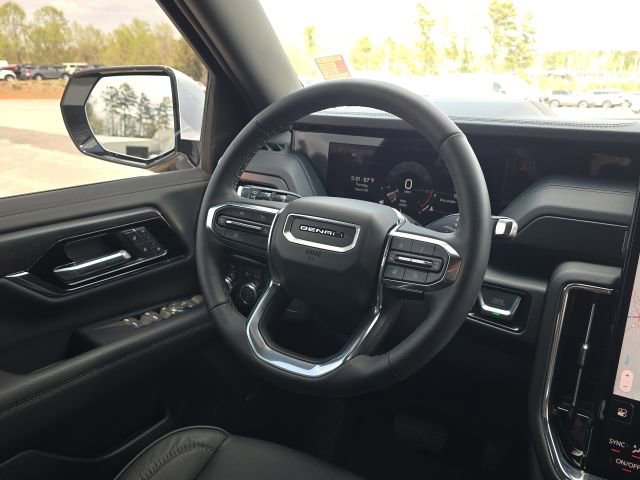 Used 2026 GMC Yukon XL Denali w/ Sun & Power Step Package image 34