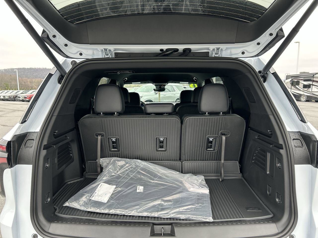 New 2026 Chevrolet Traverse LT image 18