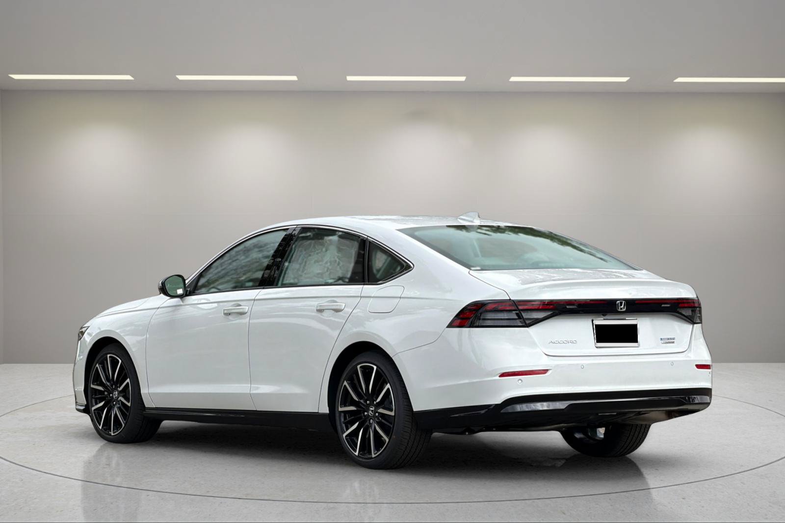 New 2026 Honda Accord Touring image 5