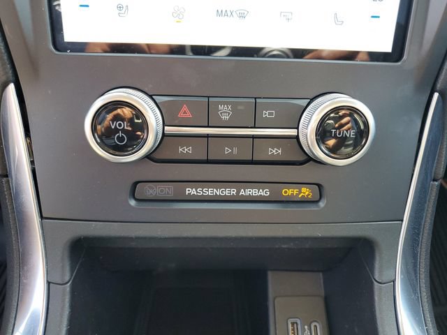 Used 2023 Ford Edge Titanium AWD/4WD image 19