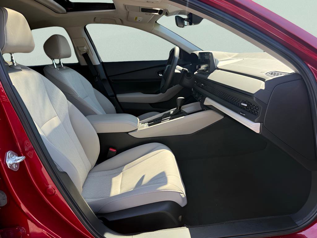 Certified 2024 Honda Accord EX image 13