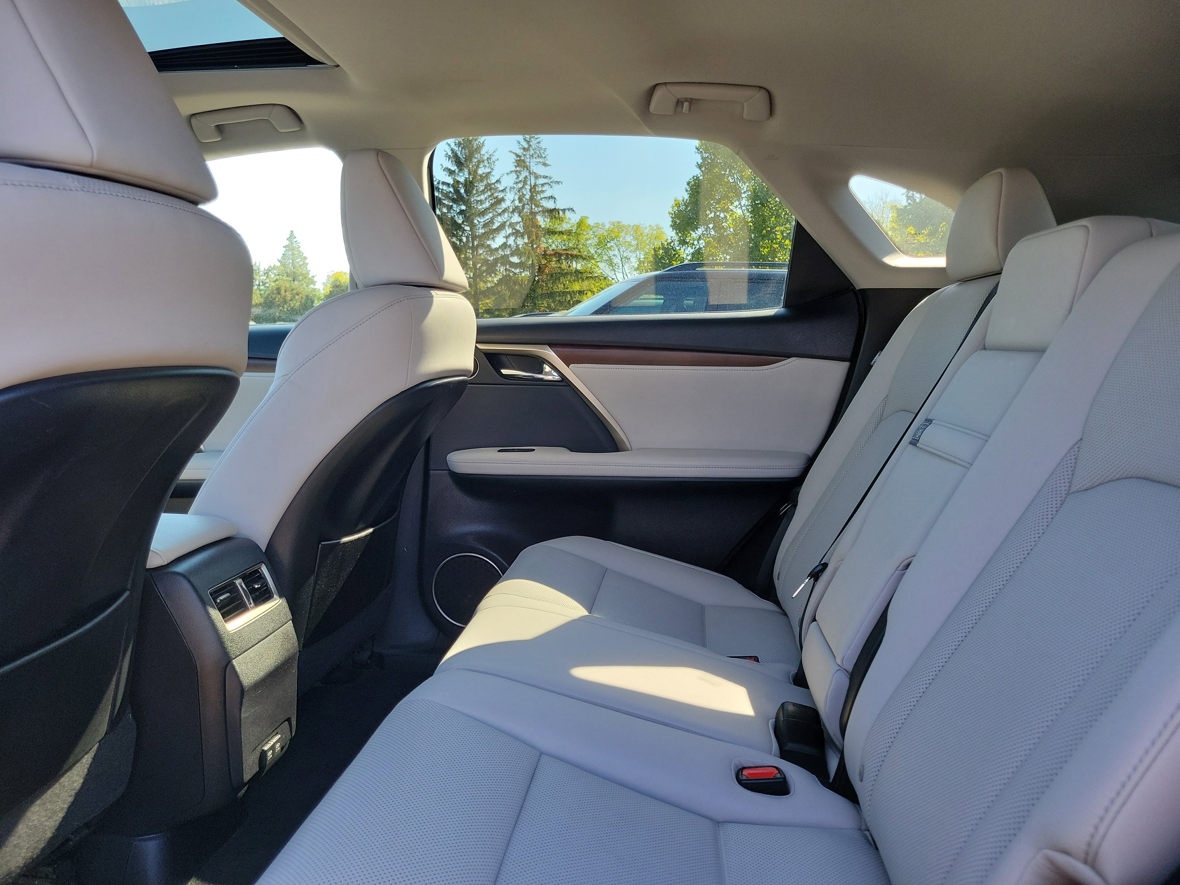 Used 2022 Lexus RX 350 FWD w/ Premium Package image 11