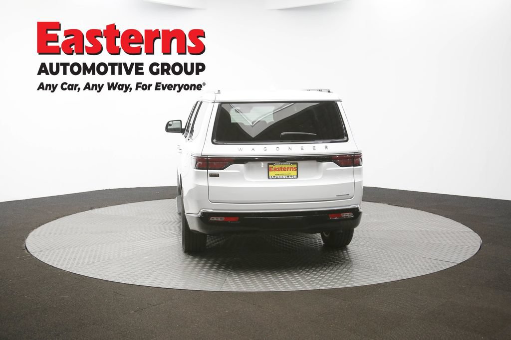 Used 2023 Jeep Wagoneer Series III w/ Preferred Equipment Group RWD image 33