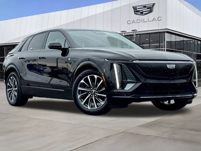 Certified 2024 Cadillac Lyriq Sport image 2