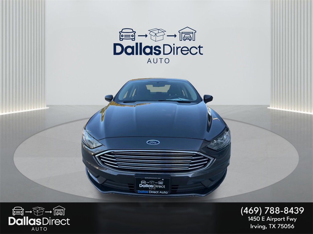 Used 2018 Ford Fusion SE image 3