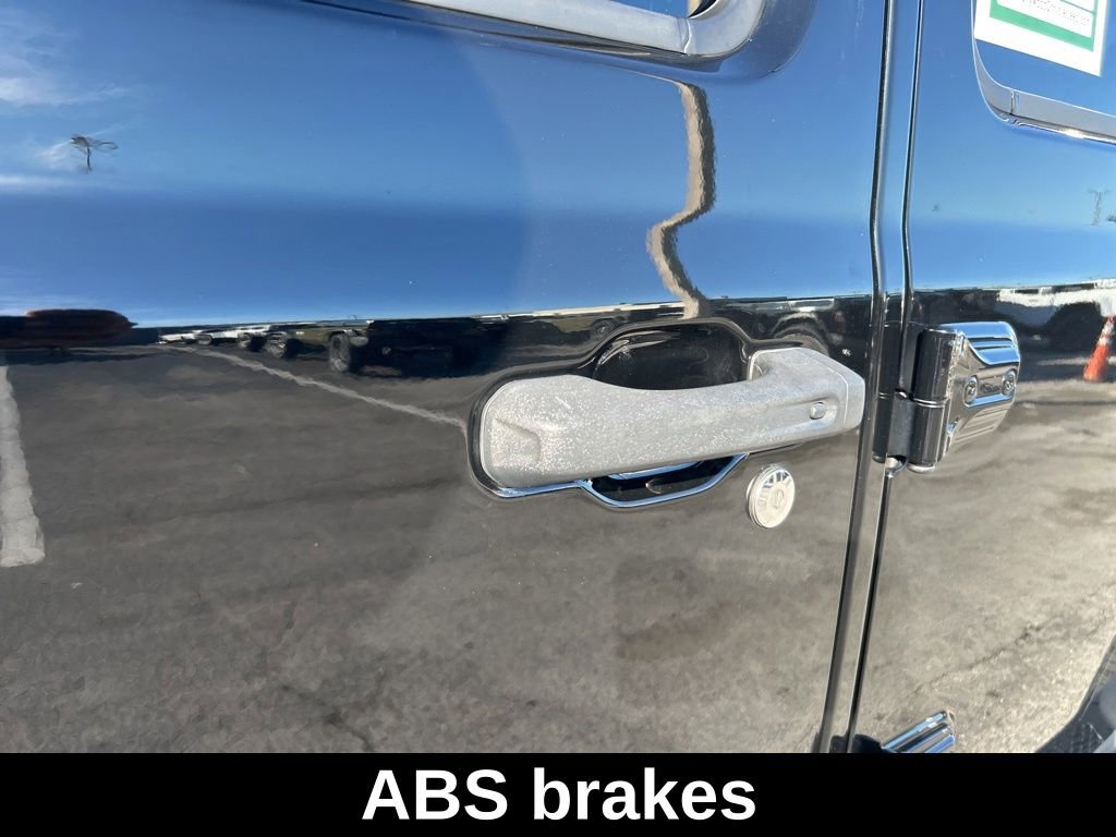 Certified 2022 Jeep Gladiator Overland w/ Popular Equipment Package image 21