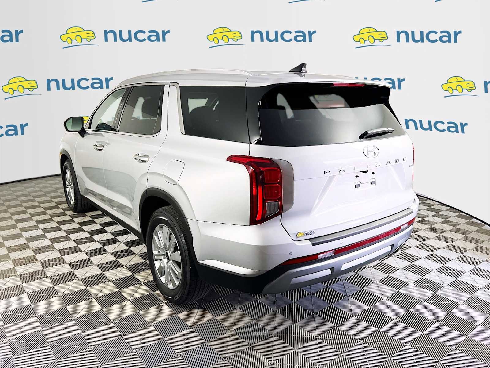 Used 2023 Hyundai Palisade SEL w/ Cargo Package AWD/4WD image 5