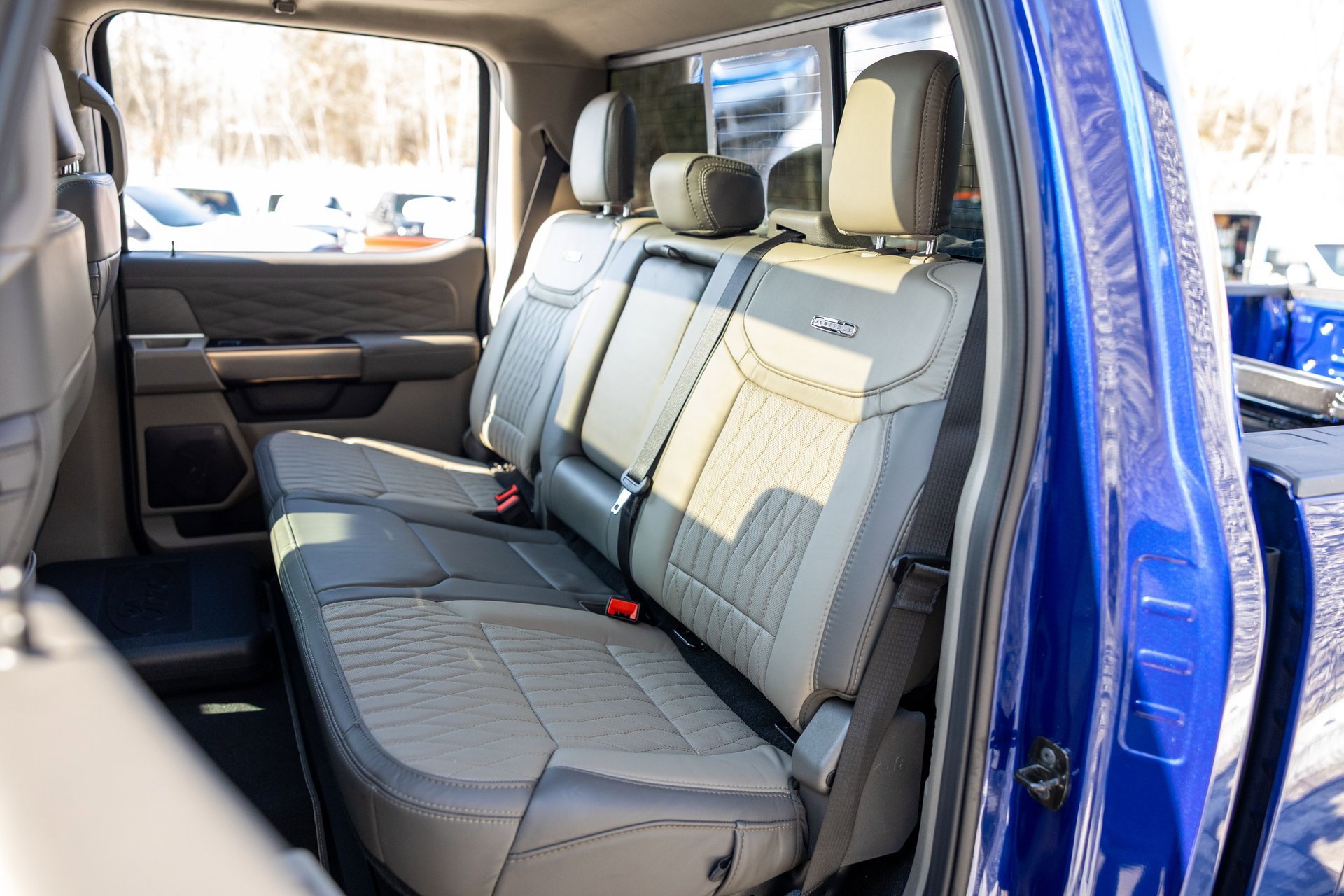 Used 2026 Ford F450 Platinum w/ Platinum Plus Package image 39