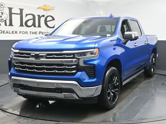 Used 2023 Chevrolet Silverado 1500 LTZ w/ LTZ Premium Package AWD/4WD image 33