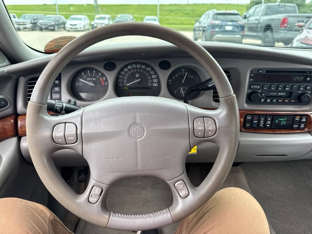 Used 2002 Buick Le Sabre Limited FWD image 11