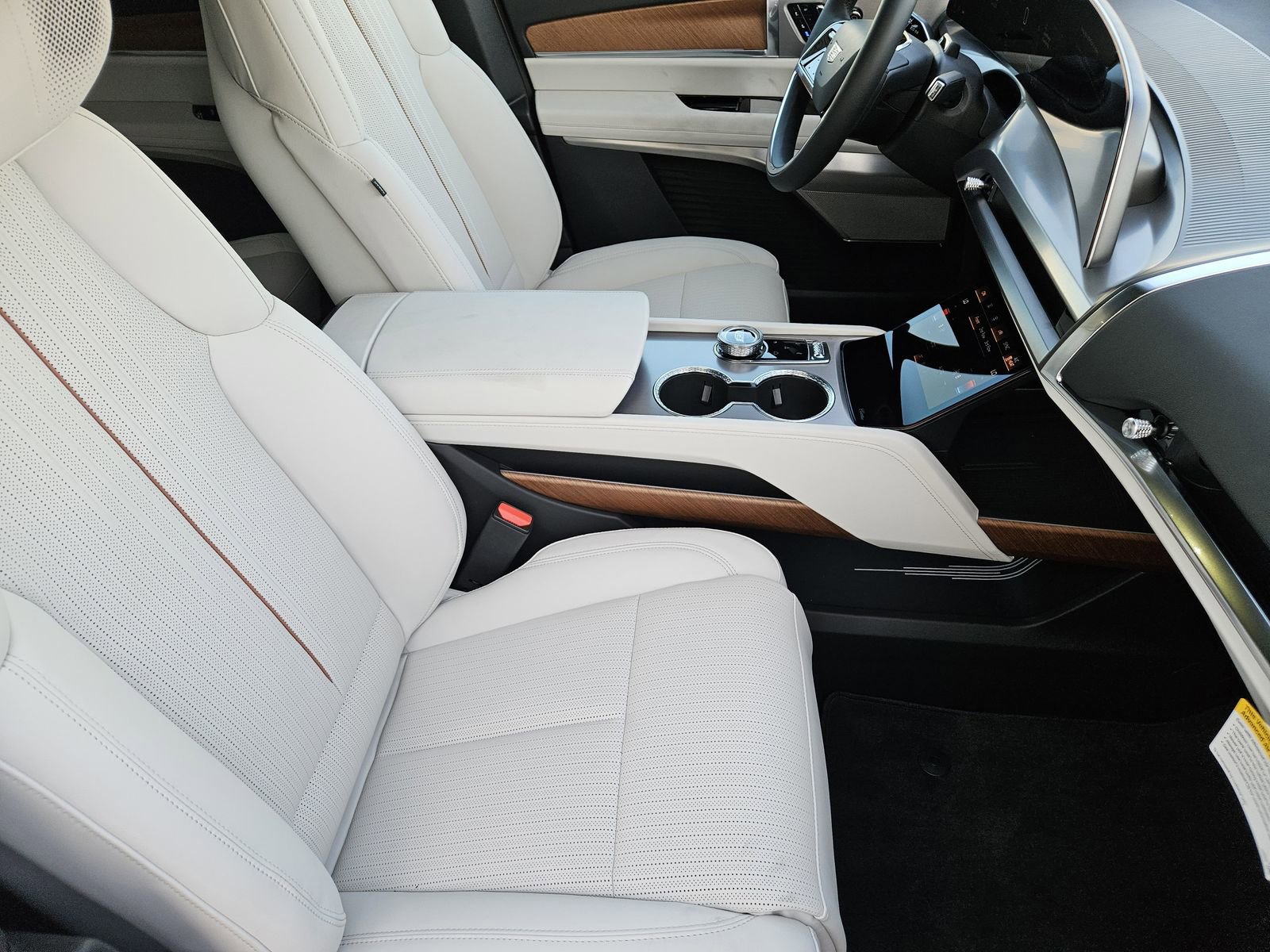 New 2026 Cadillac Vistiq Sport image 15